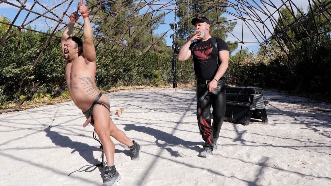21P Kink Men Кристофер Уэстон, Дрейвен Наварро