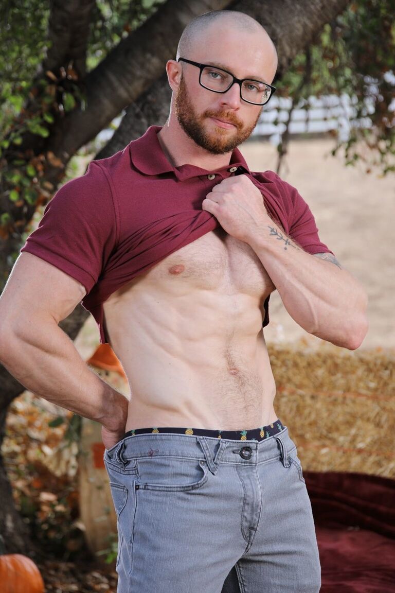 21P Amateur twink Markie More enjoys outdoor anal in a threesome with hung studs