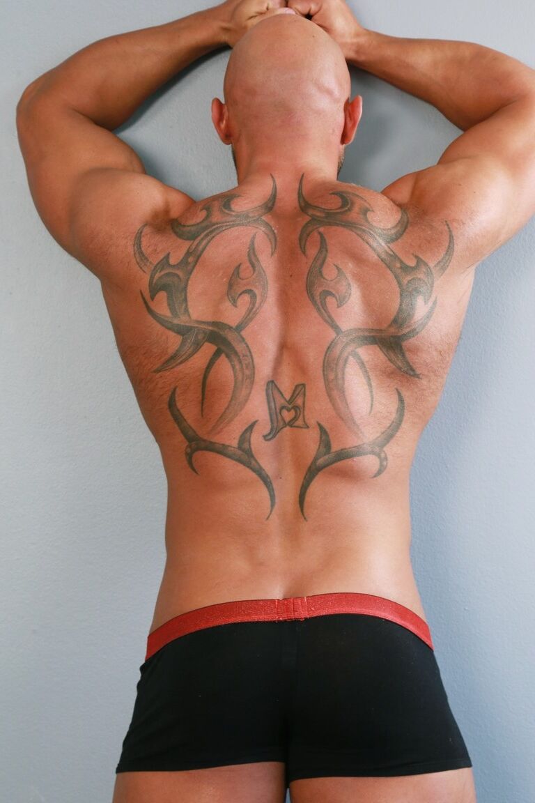 21P Kinky muscular gays strip and bang an inked petite guy in a threesome