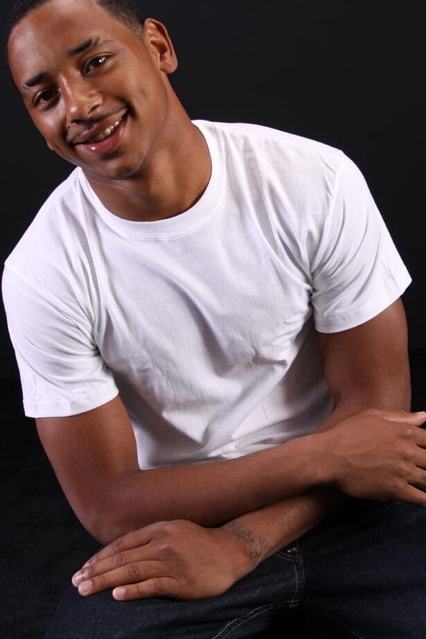21P Adorable ebony model Dwayne	unveils his six pack and huge black dick