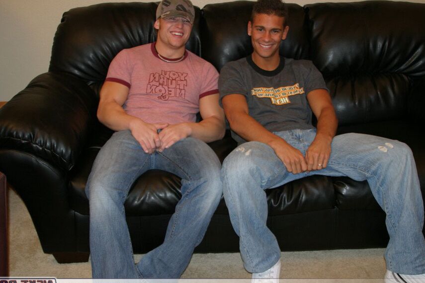 21P Handsome twinks Phoenix & Kenny get naked and masturbates together