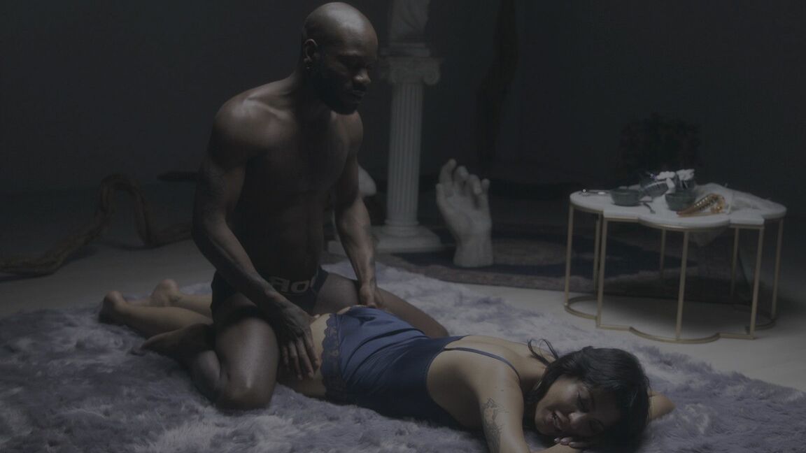 20P Tiempo para adultos Obispo Black, Lina Bembe, Mareen