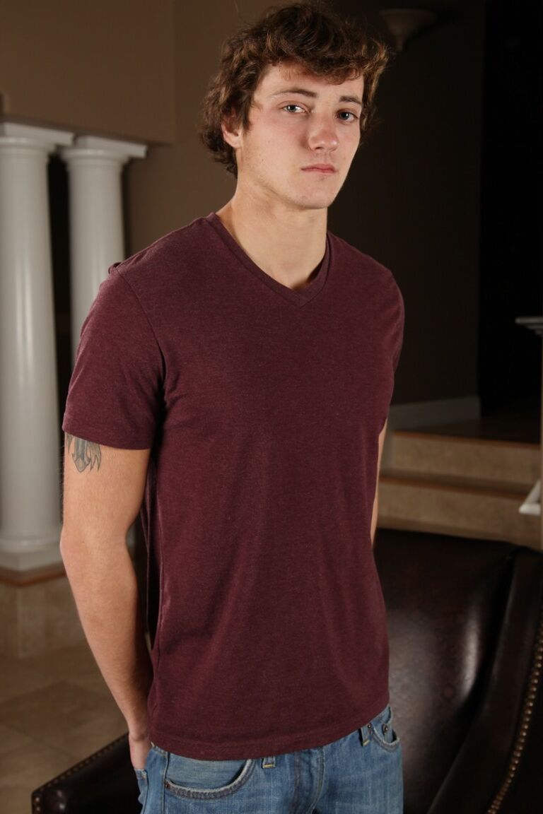 21P Ao Lado Masculino Ken Riley