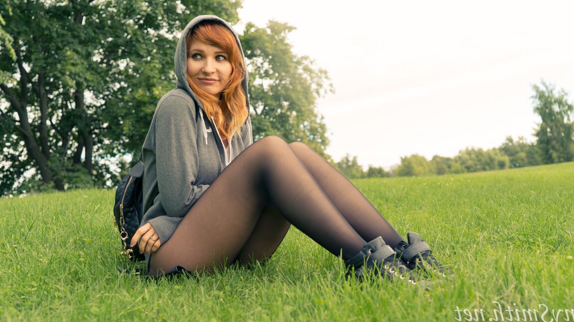 16P Amateur ginger Jeny Smith	posing in her sheer pantyhose in public