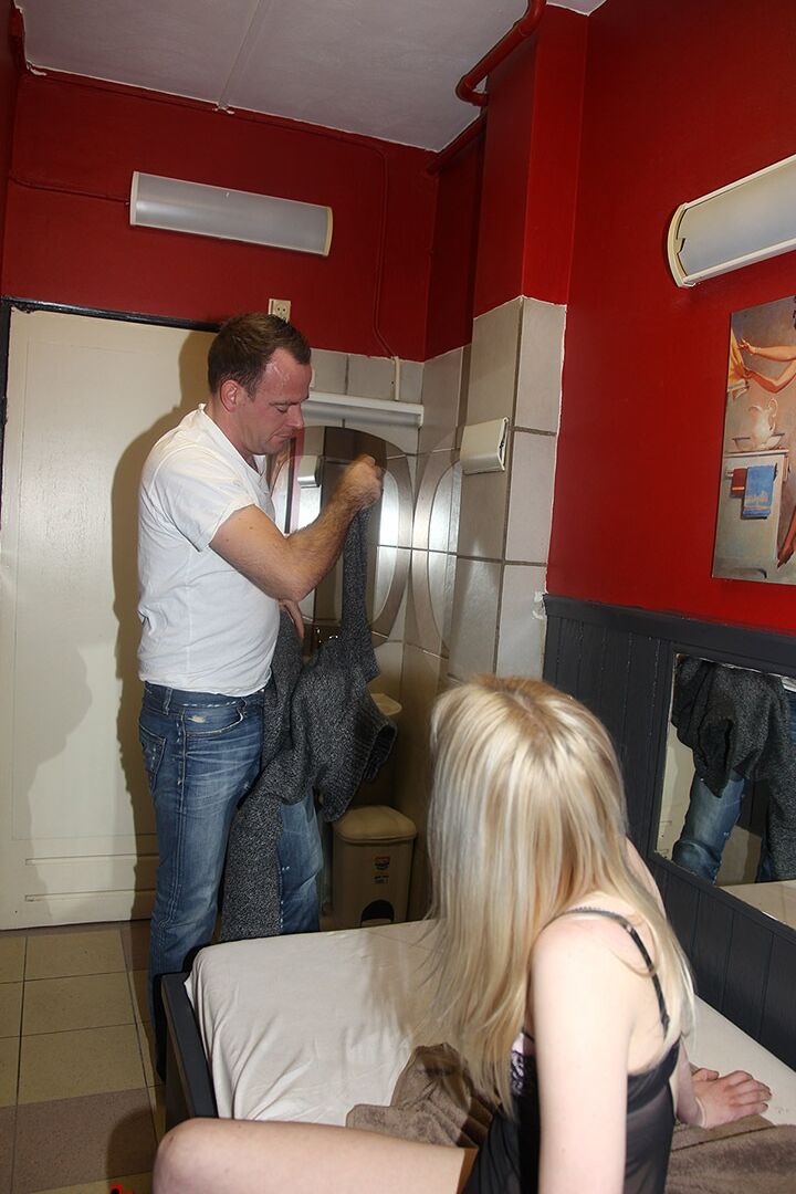 12P Young blonde hooker gets banged by older guy's visiting the Red-Light District