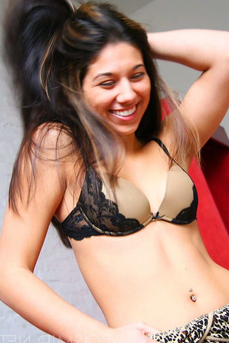 16P First timer Brittani touts her booty in a thong after barying her boobs