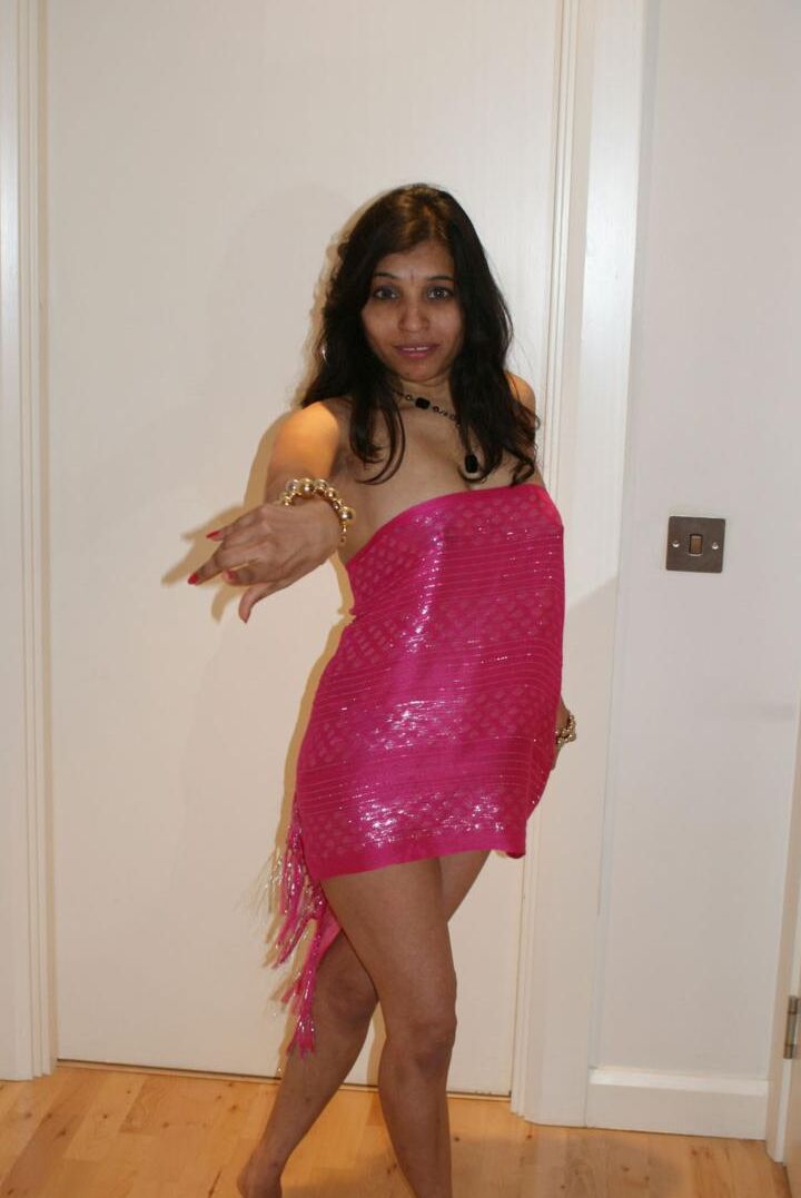 12P Kavya sharma dacing in sexy outfits on hot indian song
