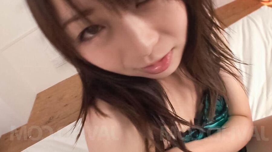 15P Nozomi Hatsuki Asian teases clit and brown nipples with vibrator
