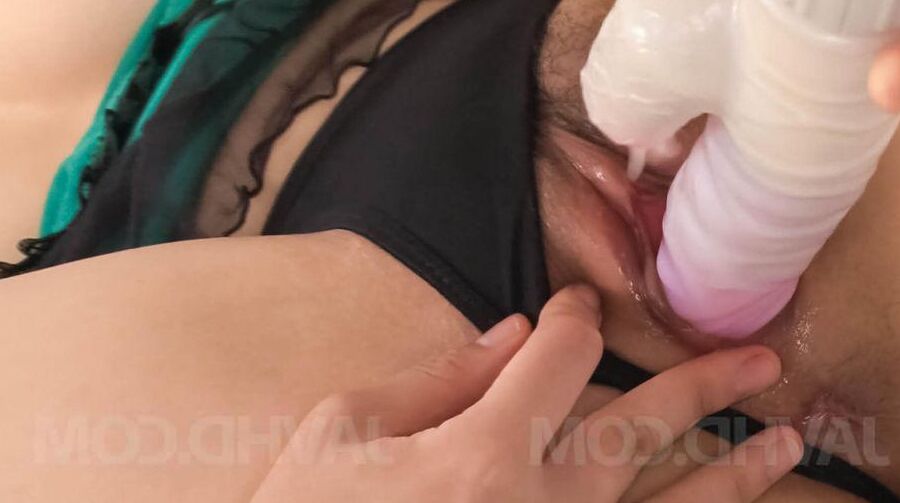 15P Nozomi Hatsuki Asian teases clit and brown nipples with vibrator