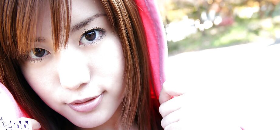 16P Loveable asian babe Nanami Wakase uncovering her tiny curves