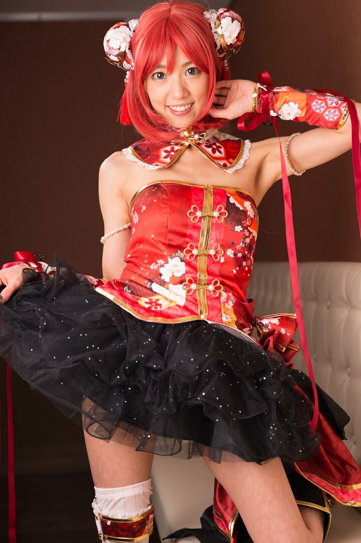 20P Asian cosplayer Rabu Saotome gets her twat dicked & creampied after a licking