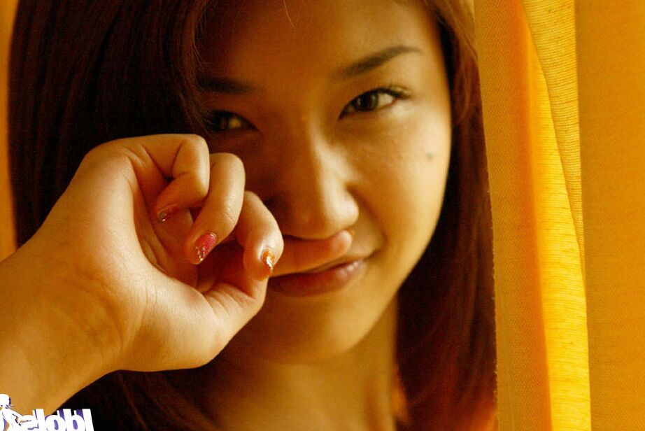 16P Rosto bonito Asian babe Hikari exibindo seu corpo doce e delicioso