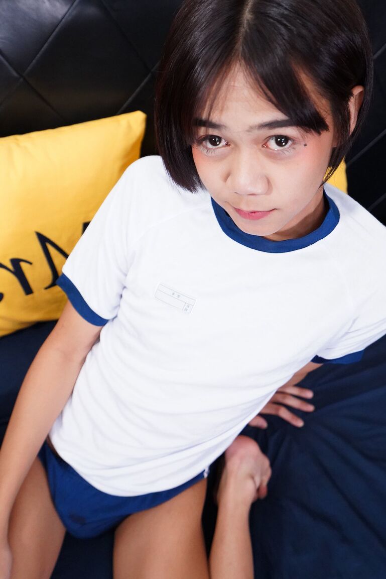 16P Asiático TGirl Fon