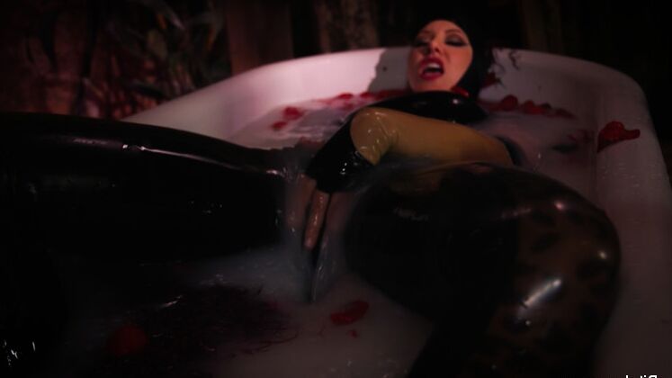 15P Maitresse Madeline's Hotel Divine has been busy New toy Rick begs to cum from
