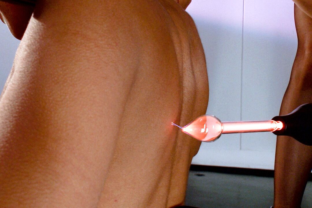 17P Blonde Lorelei Lee dominates over brunette Beretta James with electric devices