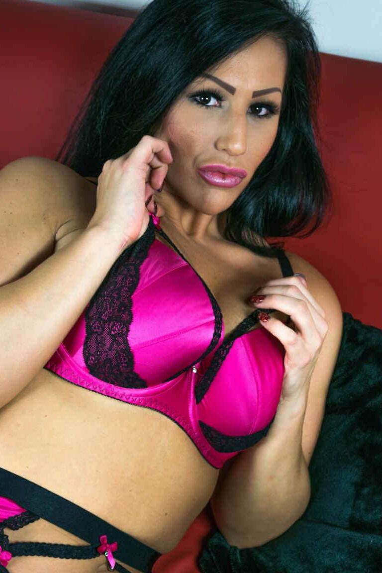 15P Long haired Latina chick Candi Kayne slides her panties aside on a sofa