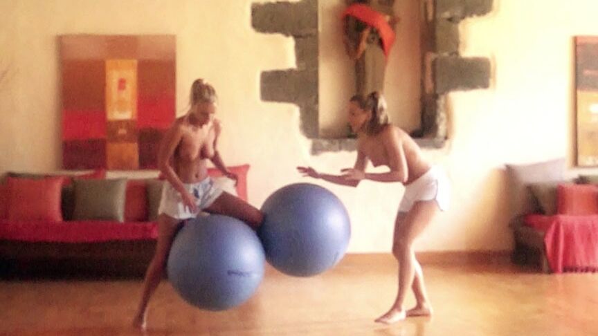 12P Sex Art Miela A, Whitney Conroy, adolescente blonde lesbienne