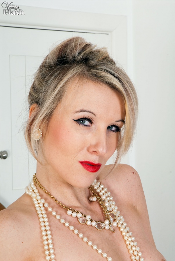 15P Solo model Evey Krystal parts her snatch in vintage lingerie and nylons