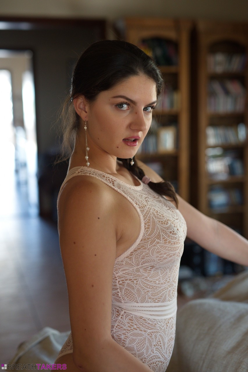12P Solo girl Francesca Dicaprio wears nothing but a pretty face after disrobing