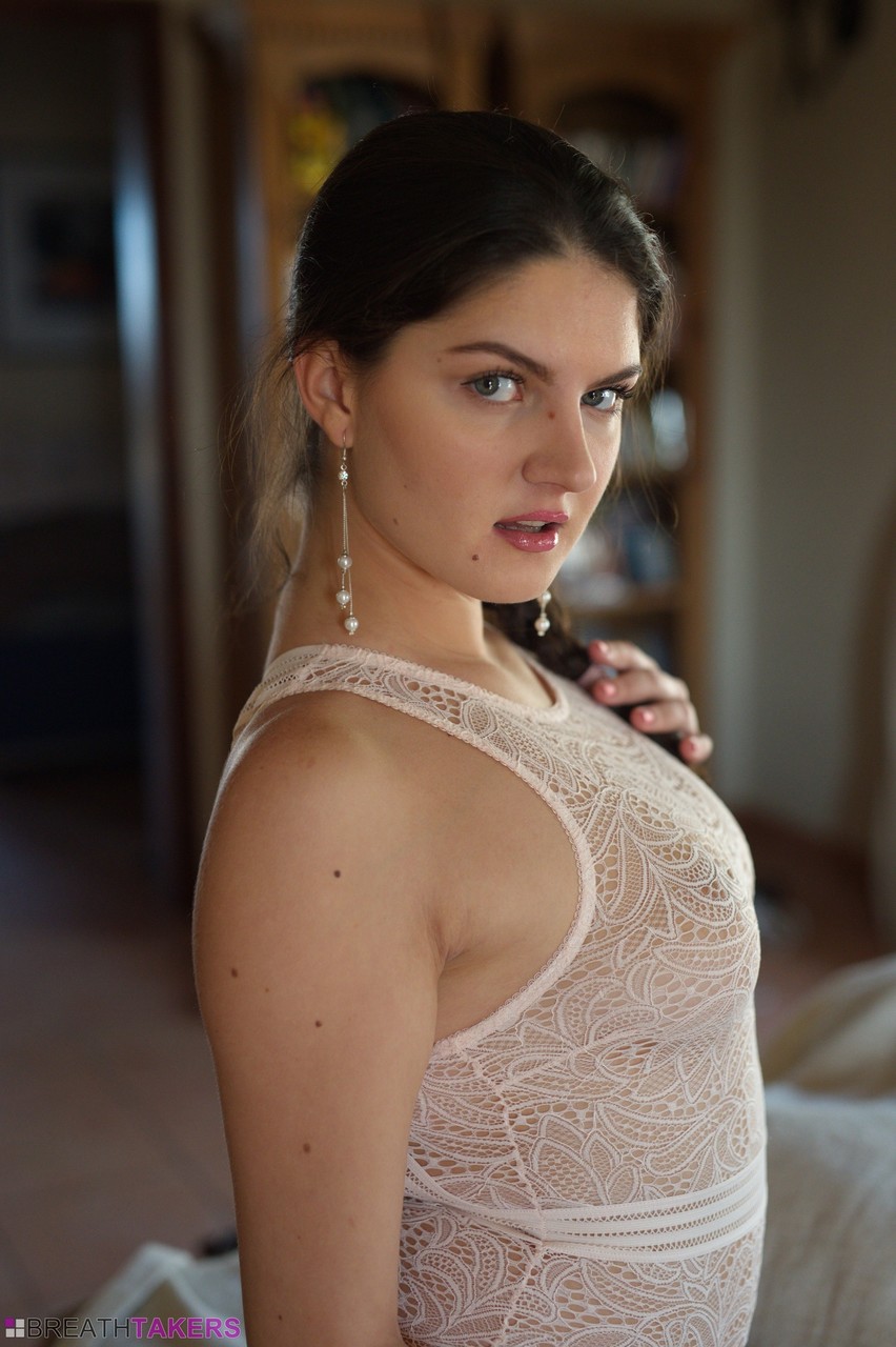 12P Solo girl Francesca Dicaprio wears nothing but a pretty face after disrobing
