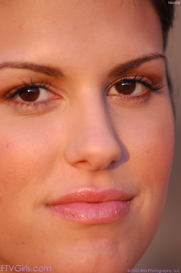 21P FTV Meninas Nikki Loren