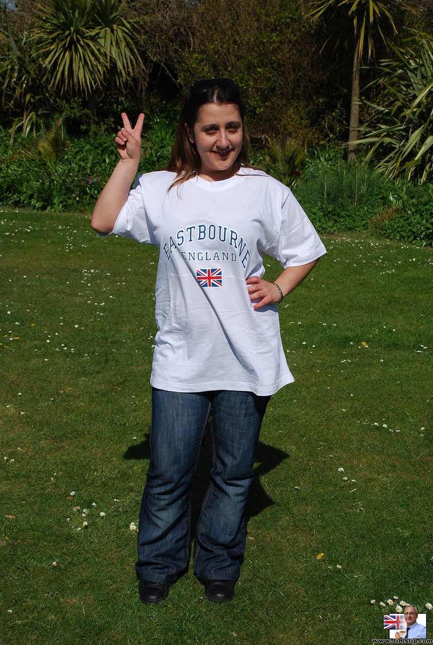19P Kimberley Scott is cosplaying as Dorothy for an old guy that creampies her