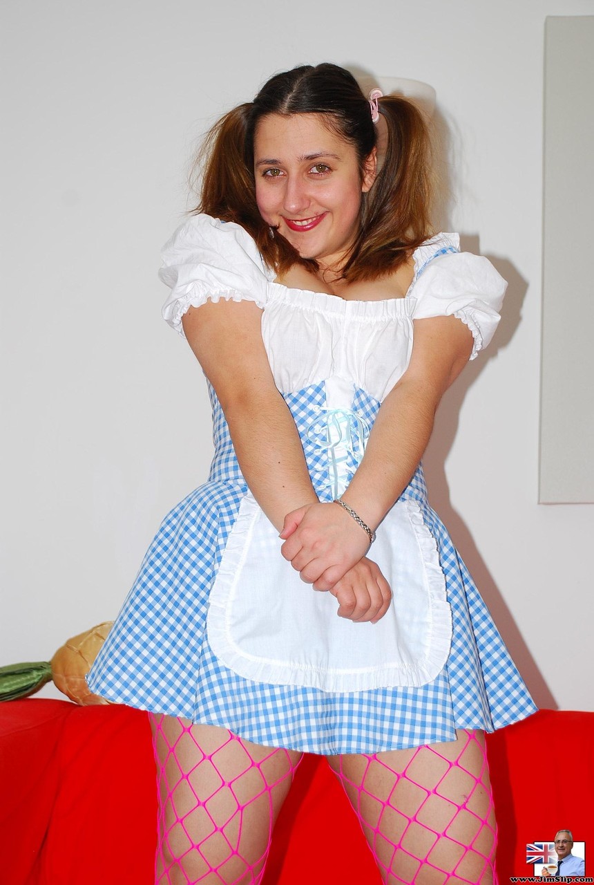 19P Kimberley Scott is cosplaying as Dorothy for an old guy that creampies her