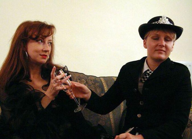 13P Lesbiana Domme Mujer policía juega duro