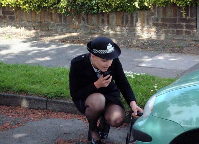 13P Lesbiana Domme Mujer policía juega duro