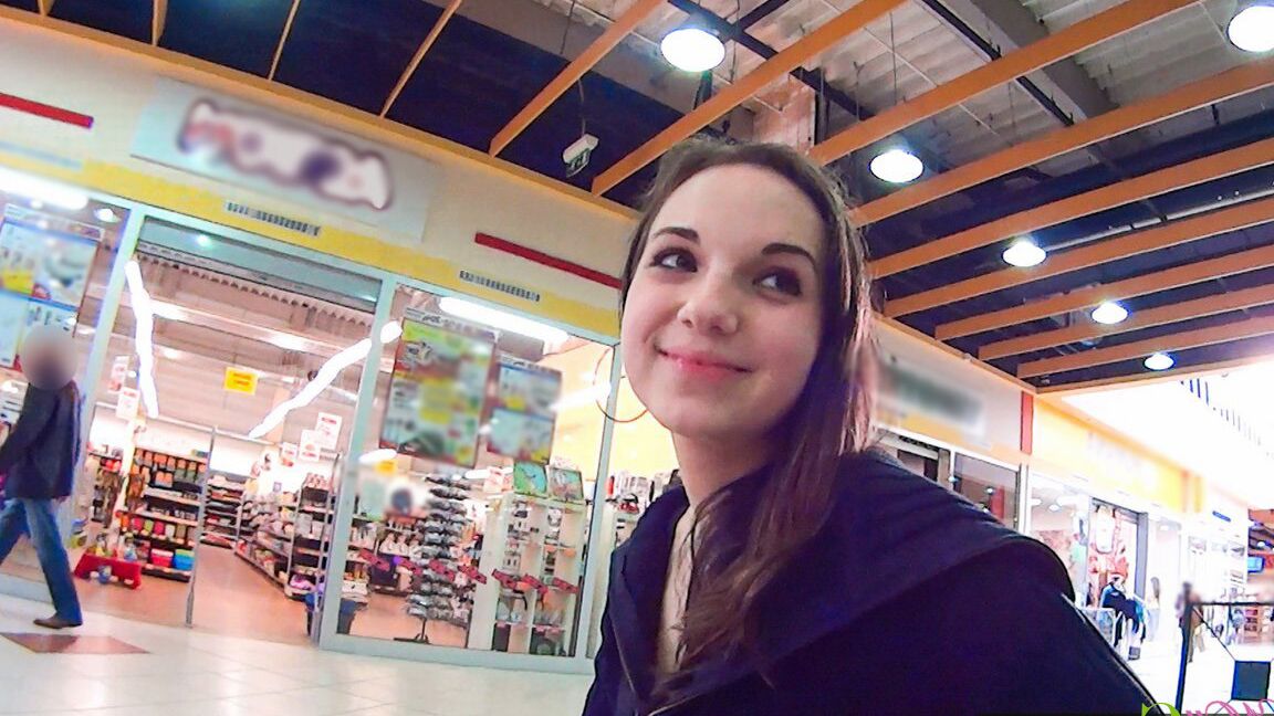 16P Lindos adolescentes teniendo sexo para un tour de compras
