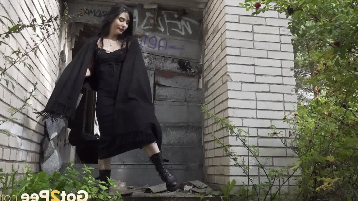 15P Raven haired goth squats to pee outside