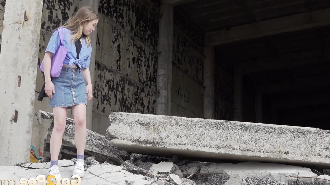15P European cutie squats in derelict building to pee