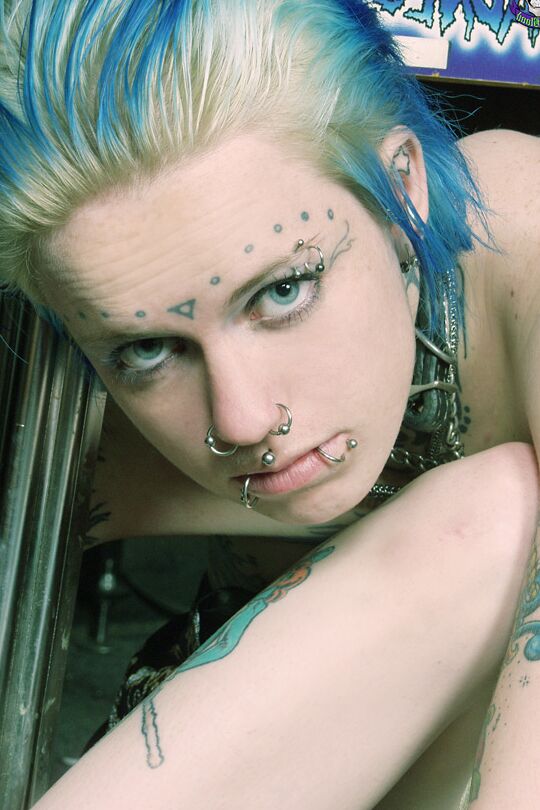 16P Punk girl Rachel Face is left naked and chained to a pinball machine