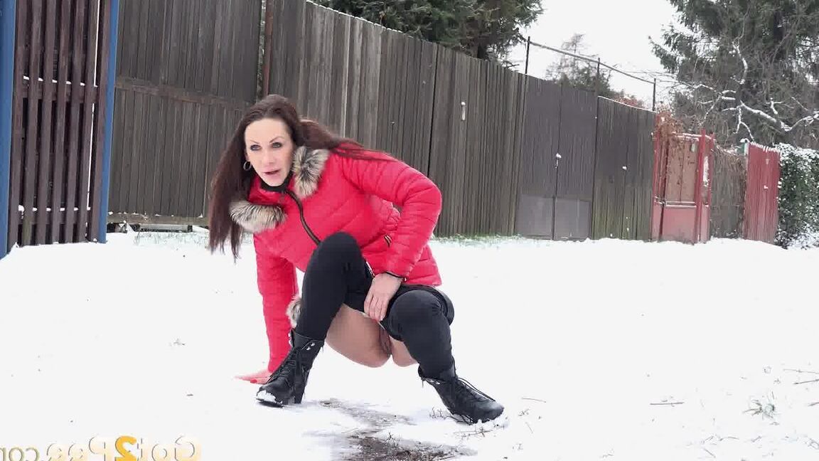 15P Cynthia Vellons melts snow as she pees outside