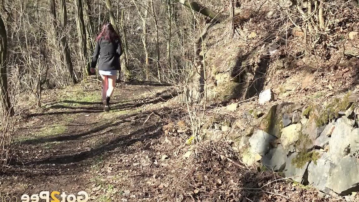 15P Amanda Hill squats to piss in the woodland