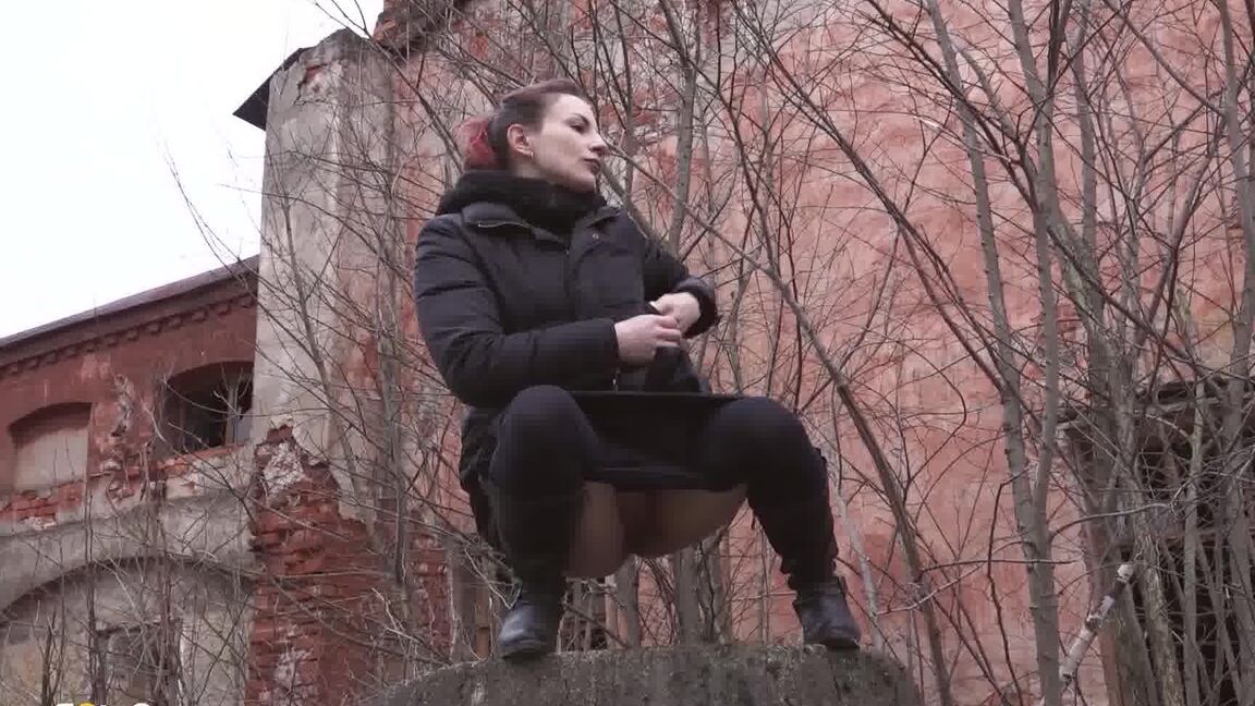 15P Naughty European squats on a tree stump and pees