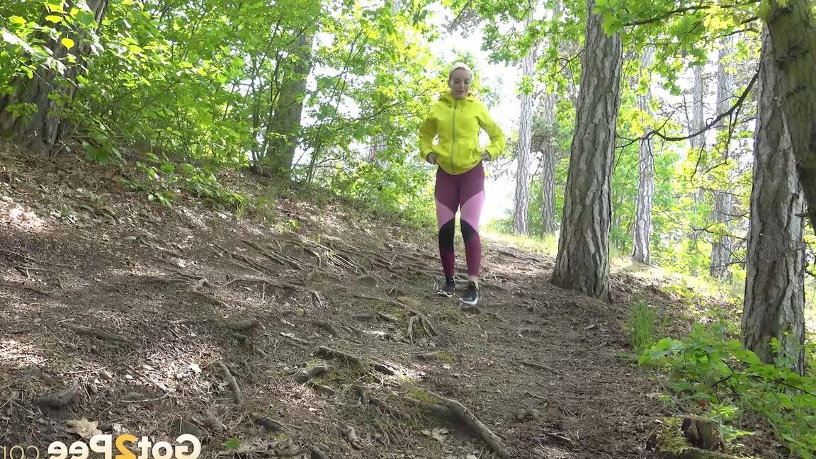 15P Victoria Pure relieves piss desperation in woods