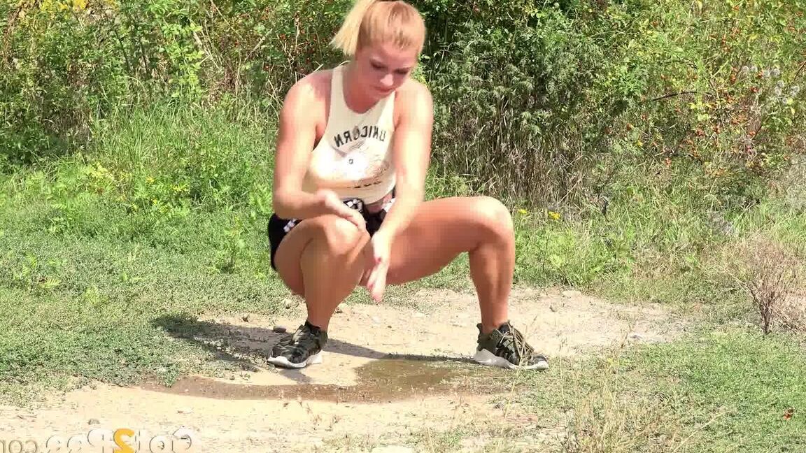 15P Hot lesbian joggers Vicky & Chrissy pause to squat for a pee on the path