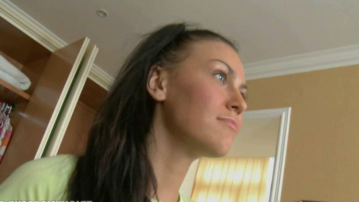 21P Attractive amateur Hanna enjoys a massage before getting pounded hardcore