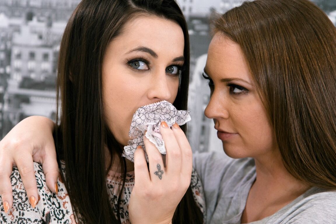 17P Horny Maddy O'Reilly and Georgia Jones have a lesbian lovemaking session