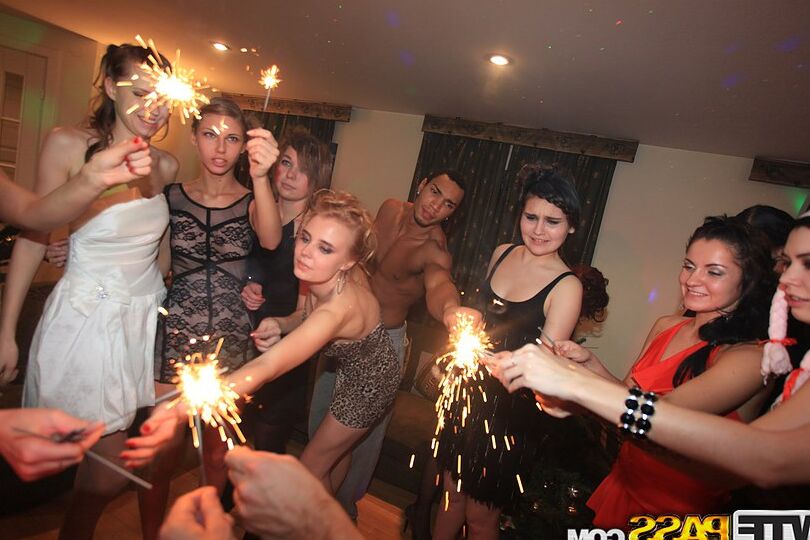 16P College students take part in group sex while drunk at a Christmas party