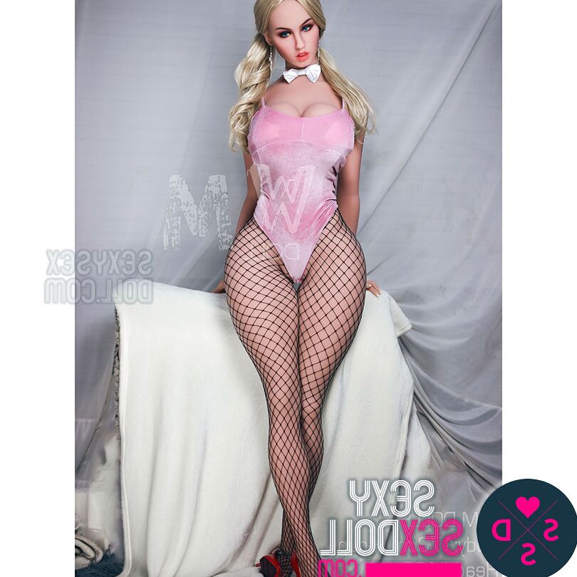 21P Boneca sexual peituda com orelhas de coelho e meia arrastão solta seus enormes juggs