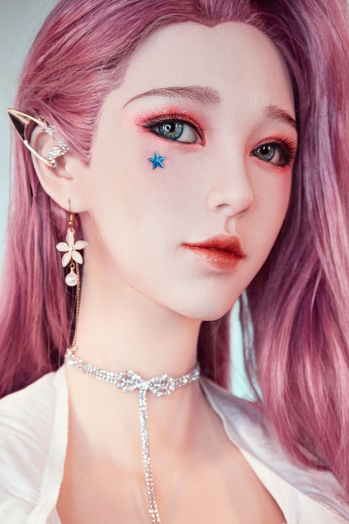 21P Muñeca sexual parecida a una diosa con cabello rosado se burla con hermosos atuendos