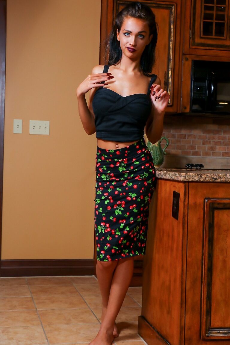 16P TGirls XXX Nicole Mancini