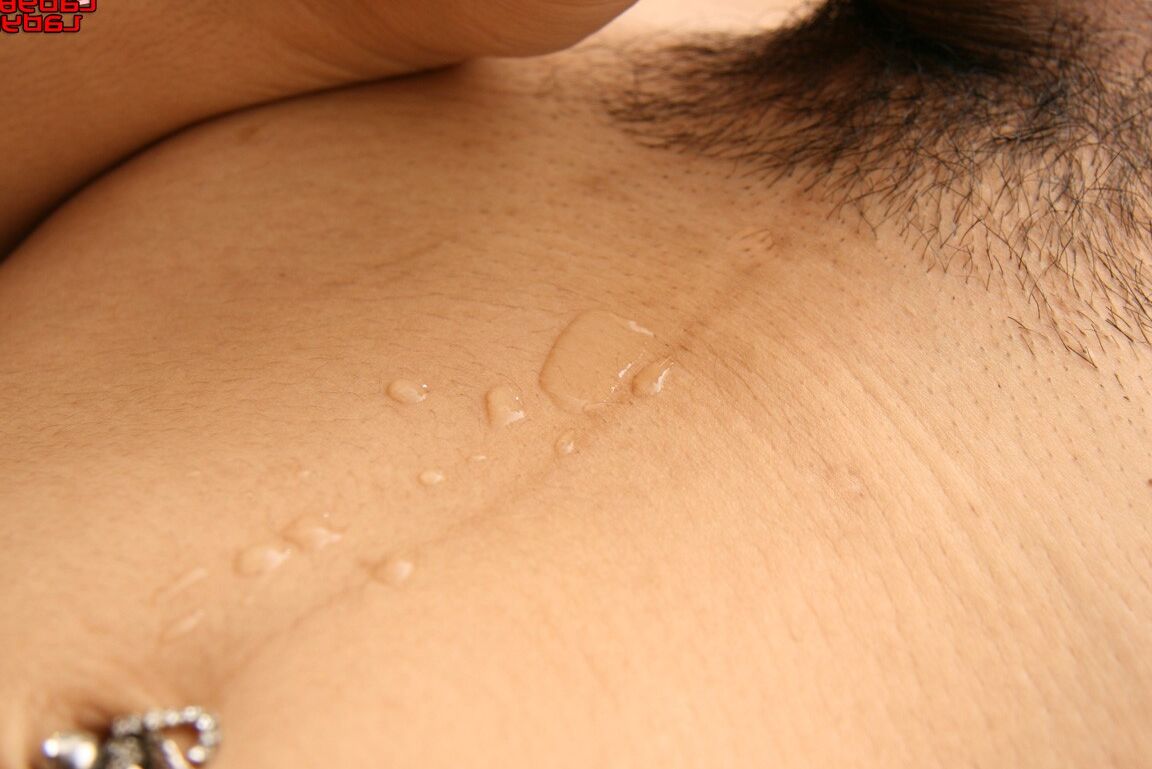 16P Asiático TGirl Nicky