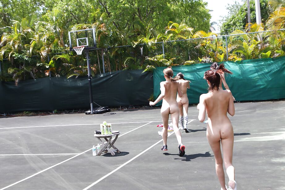 16P Lesbians are having some fun on the tennis court like always