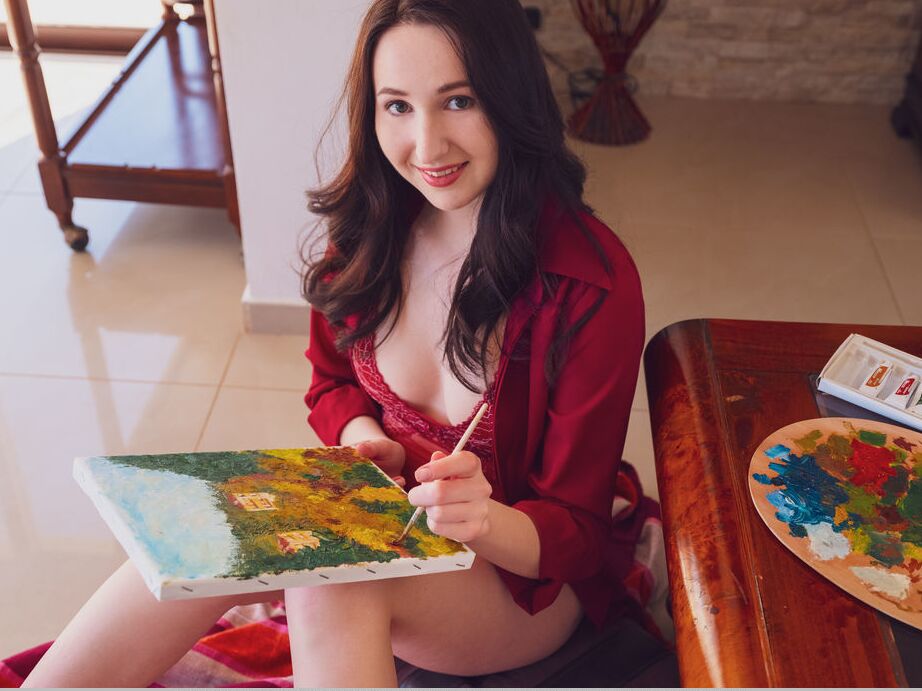 18P La joven de piernas largas Margaret Clay se quita la lencería roja para posar desnuda