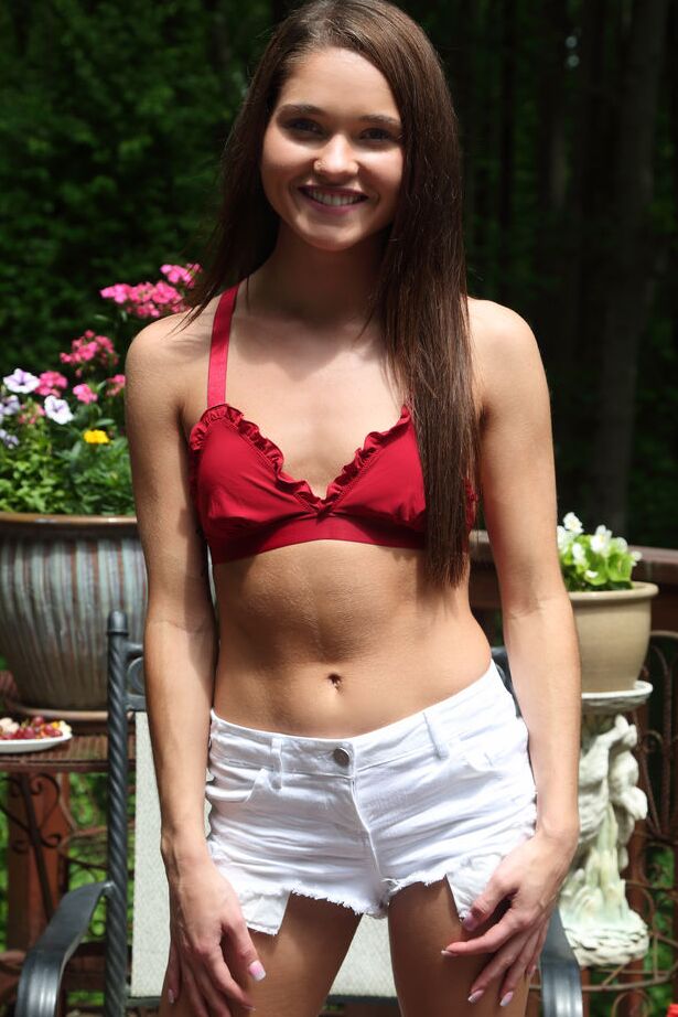 16P Teen amateur Zoe Bloom squats for a pee while totally naked on a deck