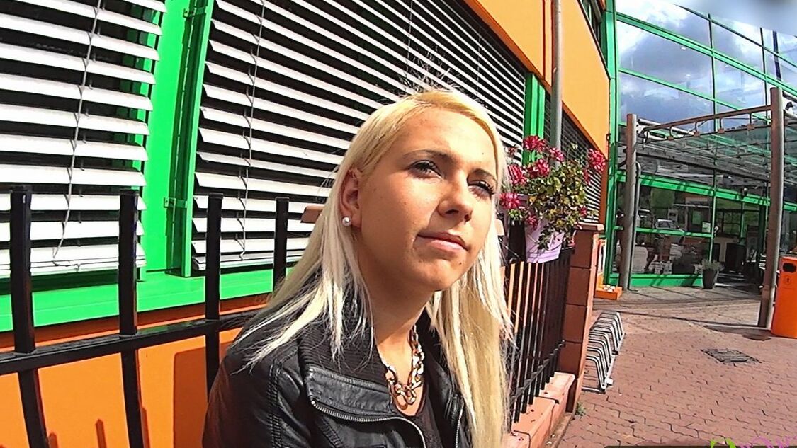 16P Doce adolescentes gostam de fazer sexo sendo filmado