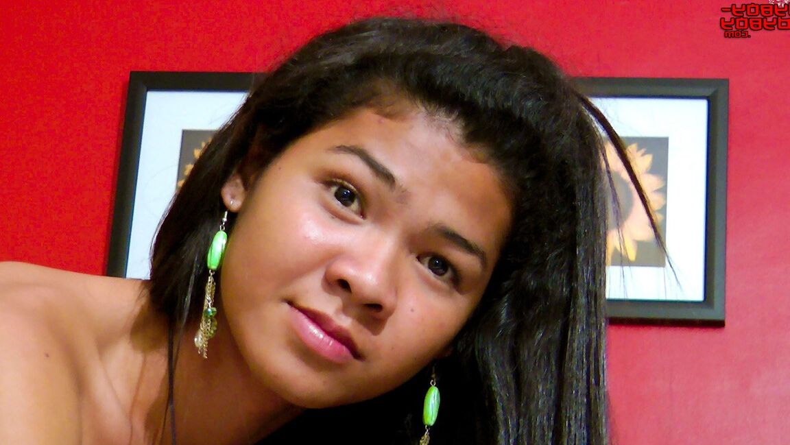 16P Asiático TGirl Lyra